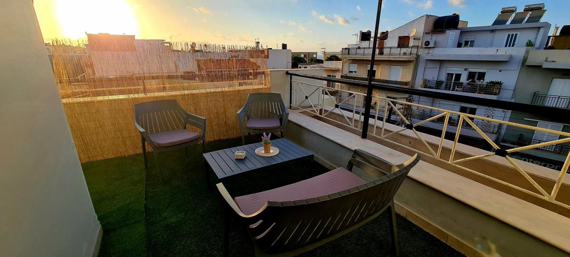 Sunny Apartment For Couples & Friends In Centre Iráklio Kültér fotó